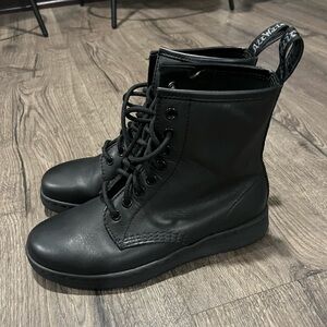 Dr Marten boots